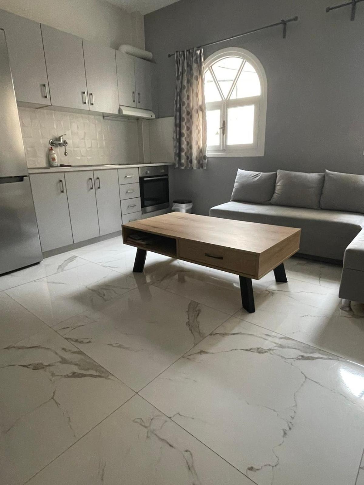Anais Apartment Preveza Bagian luar foto
