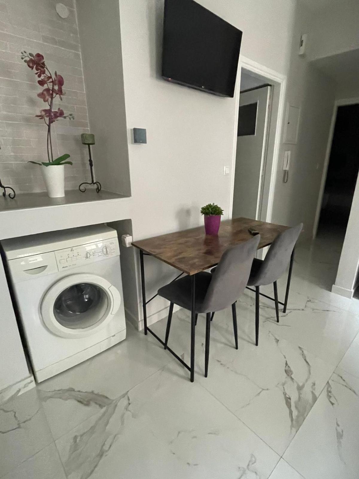 Anais Apartment Preveza Bagian luar foto
