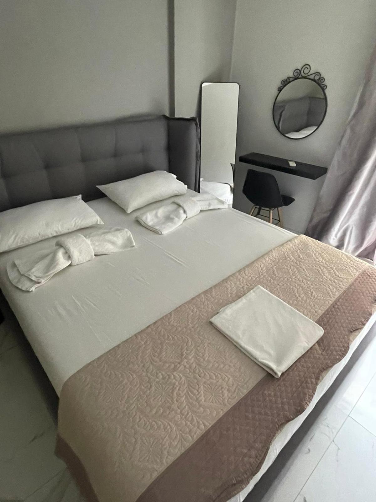 Anais Apartment Preveza Bagian luar foto