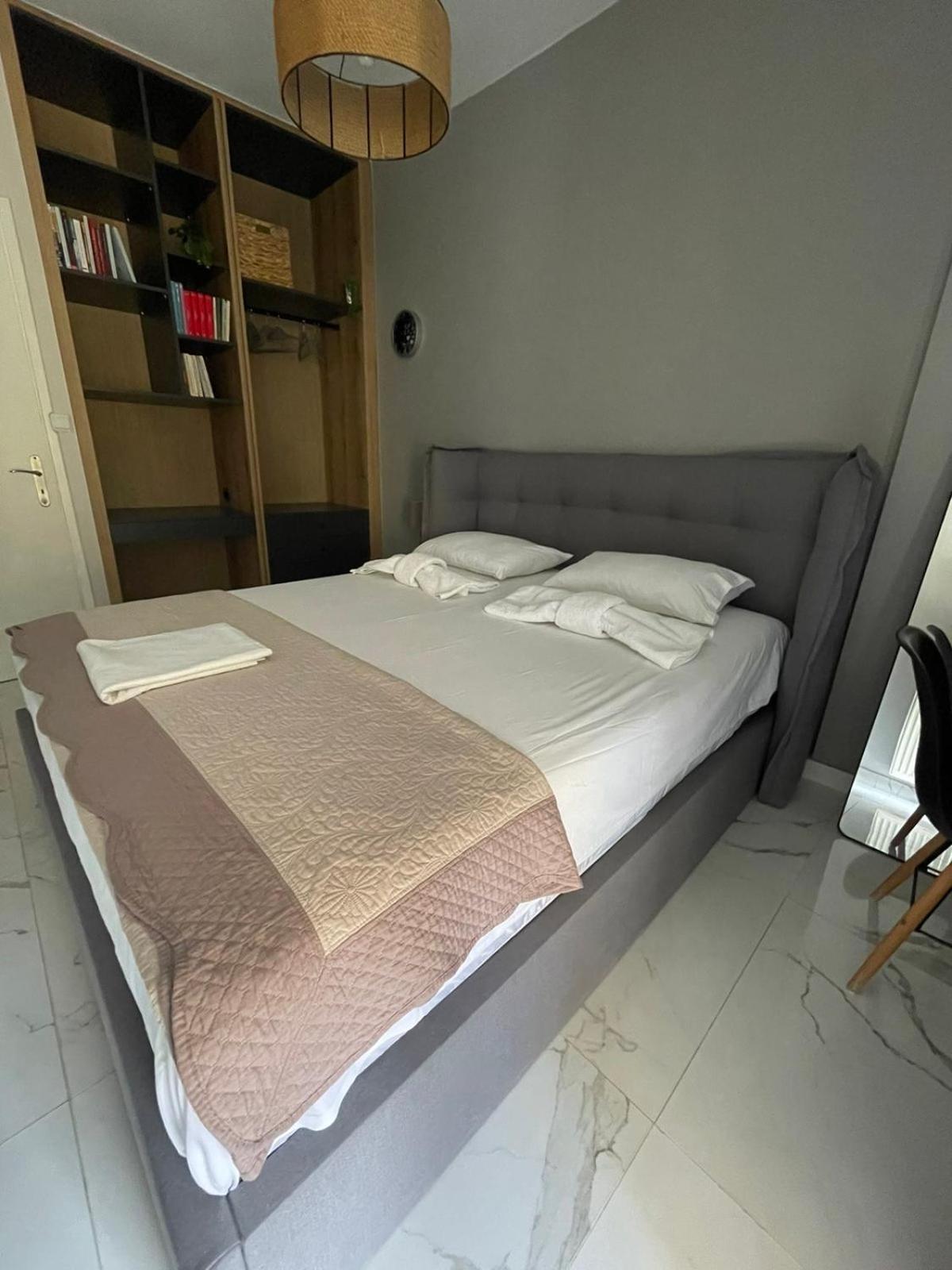 Anais Apartment Preveza Bagian luar foto